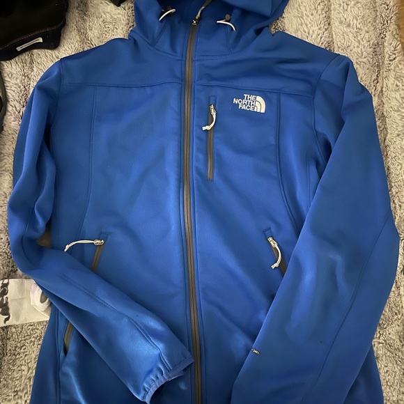 The North Face - Picture 1 of 5